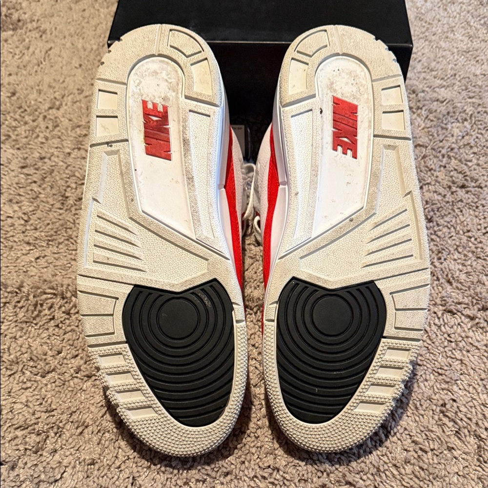 Air Jordan 3 Retro Tinker University Red - Picture 7 of 8